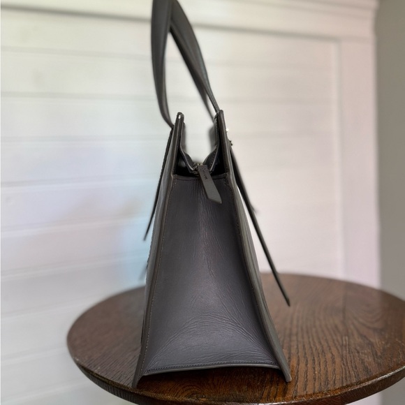 Cole Haan vestry Leather Tote Bag - Picture 4 of 14